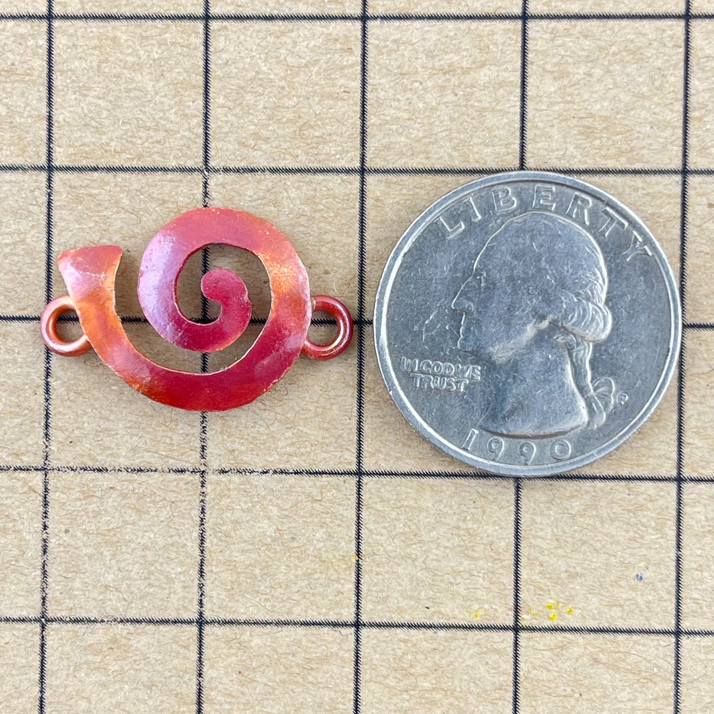 Small Spiral Link Facing Left