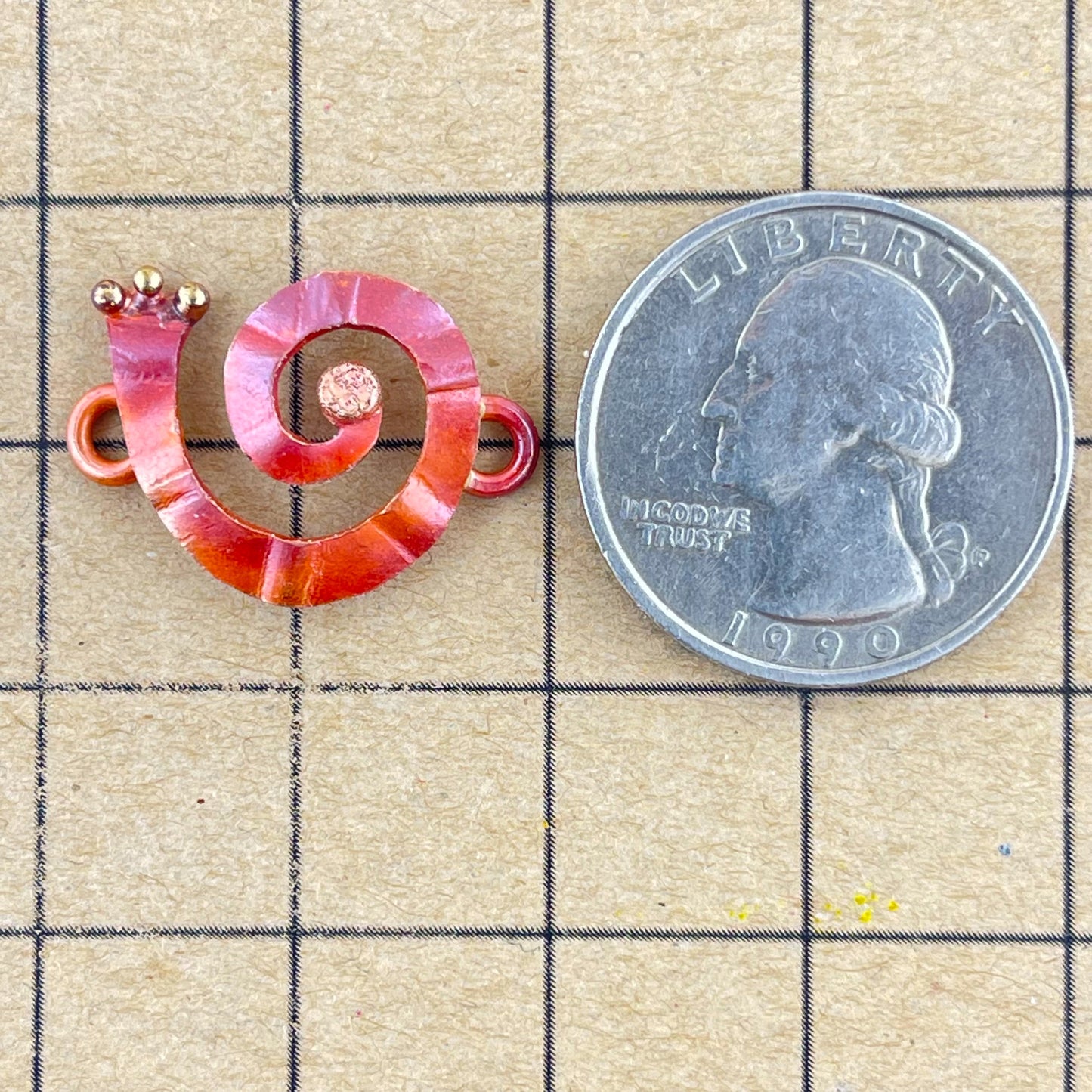 Small Spiral Link with Brass Accents Facing Left