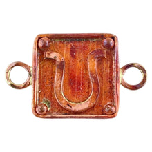 Horseshoe Horizontal Link on Plaque